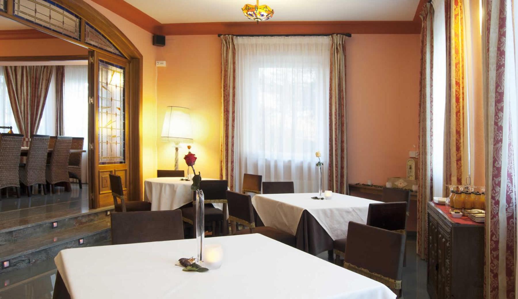 Real Hotel Гуардо Экстерьер фото